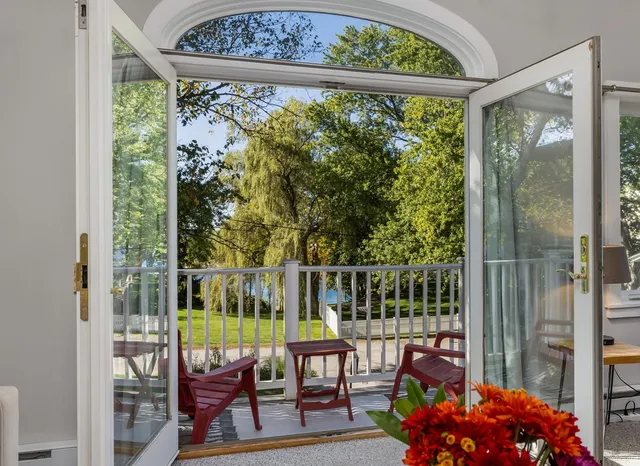 $639,000 | 8 Water Street, Unit 2, Kittery, ME 03904