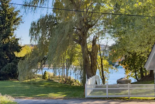 $639,000 | 8 Water Street, Unit 2, Kittery, ME 03904