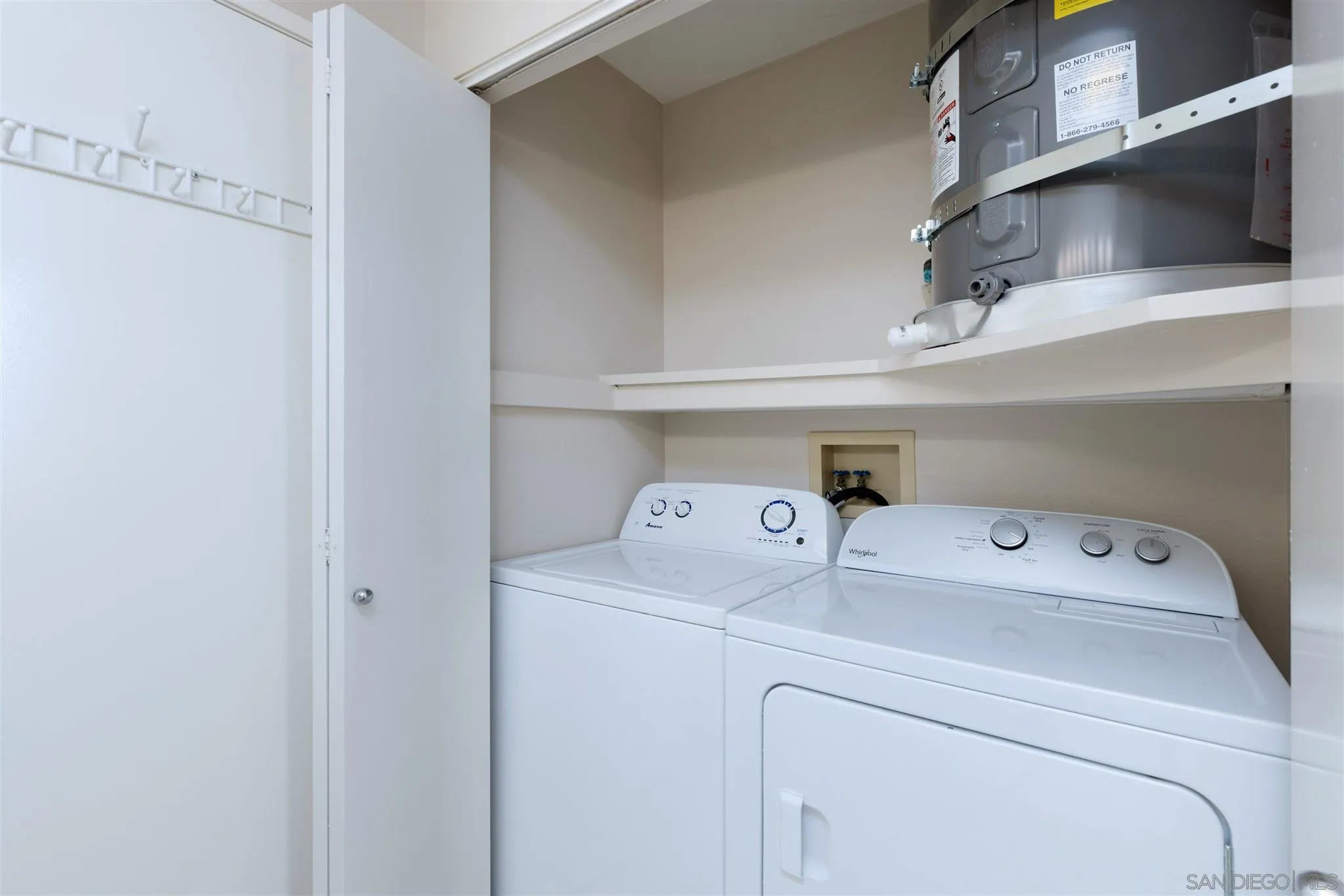 17161 Alva Road, Unit 931 San Diego, CA 92127 - Photo 20 of 30 a utility room with dryer and washer