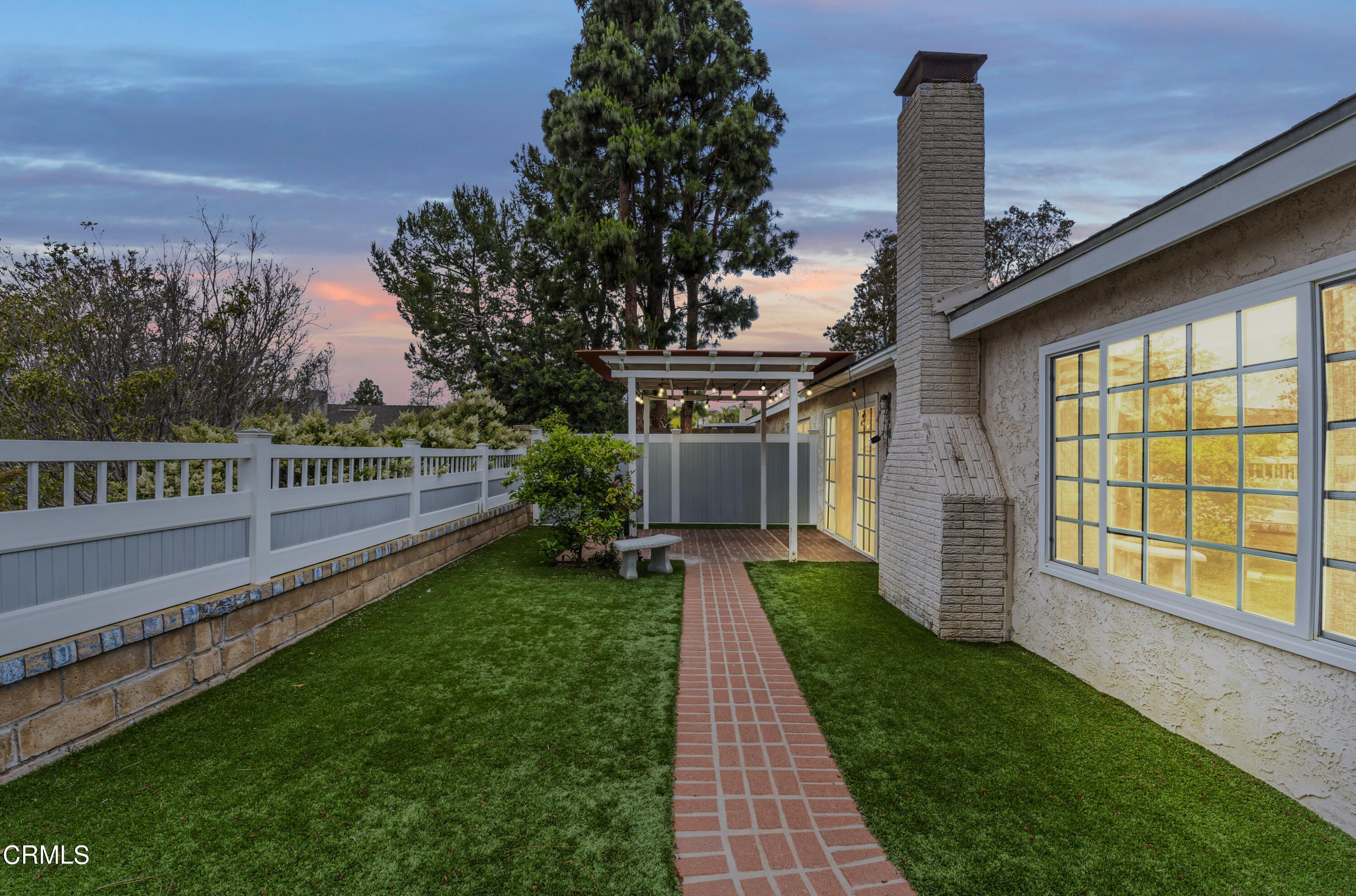 5062 Creekside Road Camarillo, CA 93012 - Photo 25 of 35 24