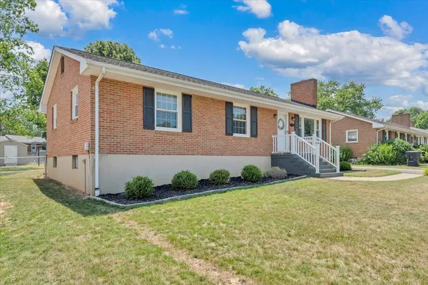 $335,000 | 2834 Neil Drive, Roanoke, VA 24019