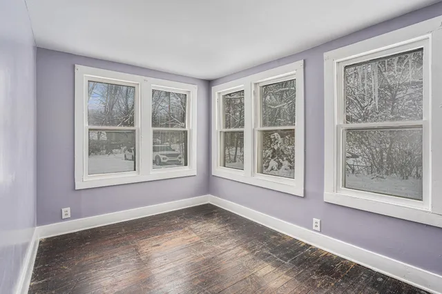 $99,900 | 242 Higgins Street, Niles, MI 49120