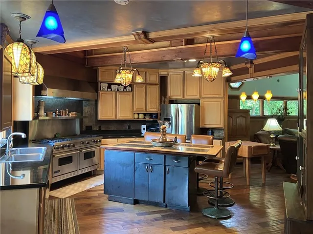 $874,500 | 4101 East 100th Terrace, Kansas City, MO 64137