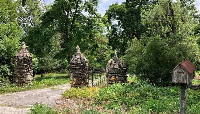 $874,500 | 4101 East 100th Terrace, Kansas City, MO 64137