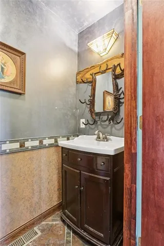 $873,900 | 4101 East 100th Terrace, Kansas City, MO 64137