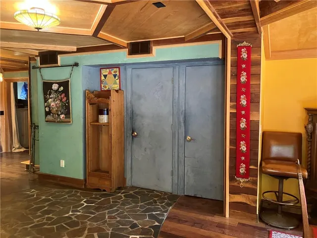 $874,500 | 4101 East 100th Terrace, Kansas City, MO 64137