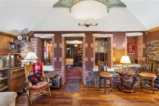 $873,900 | 4101 East 100th Terrace, Kansas City, MO 64137