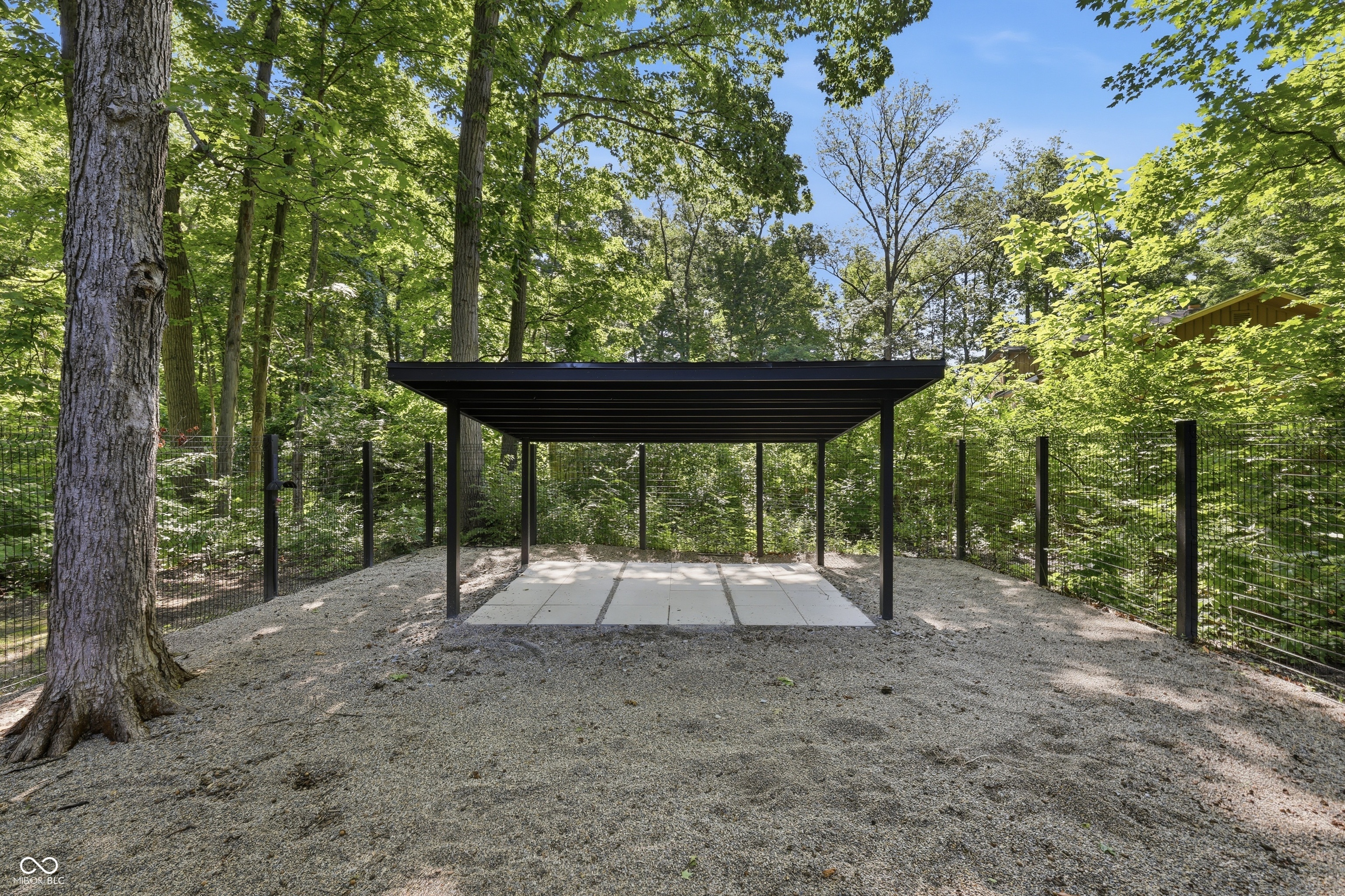 9220 Sandbury Road Indianapolis, IN 46256 - Photo 40 of 48