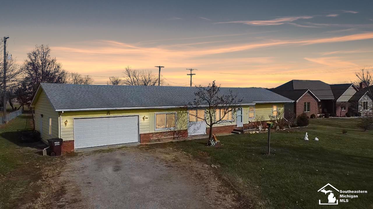 6946 West Dunbar Road Monroe, MI 48161 - Photo 1 of 28 50096697.JPG