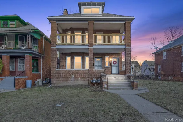 $800 | 132 Pilgrim Street, Unit STUDIO 3, Highland Park, MI 48203