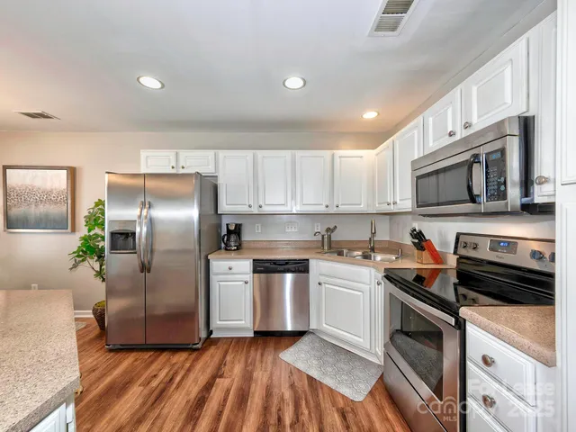 $1,900 | 11316 Morgan Valley Lane, Charlotte, NC 28270