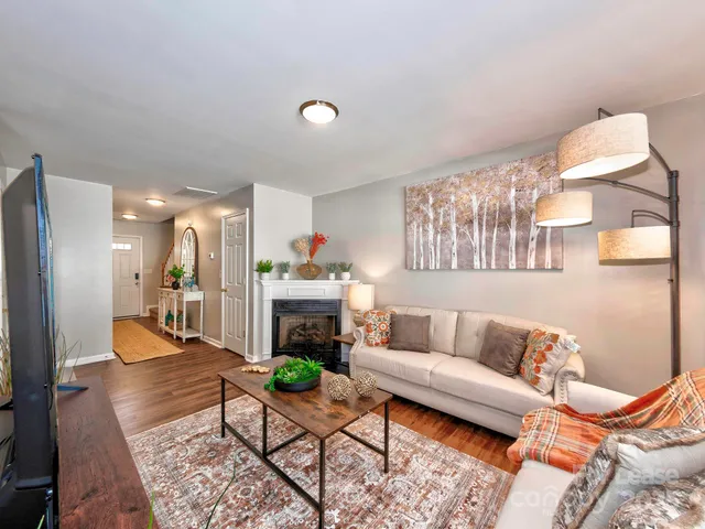 $1,900 | 11316 Morgan Valley Lane, Charlotte, NC 28270