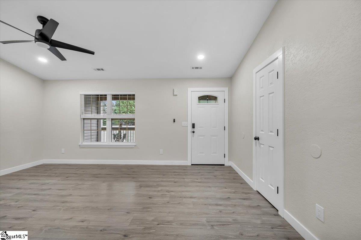 1841 Hudson Road Greenville, SC 29615 - Photo 6 of 38