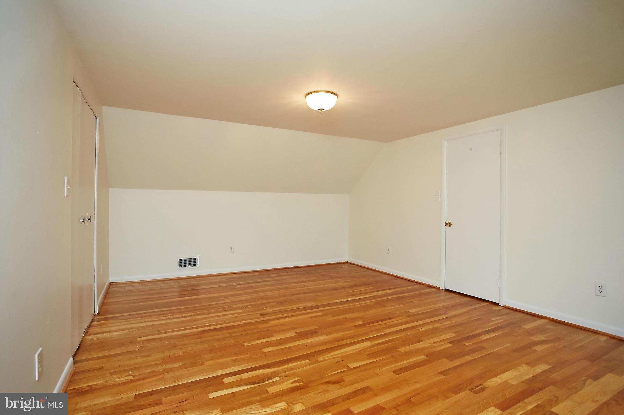 1933 Foxhall Road McLean, VA 22101 - Photo 13 of 30 Bedroom