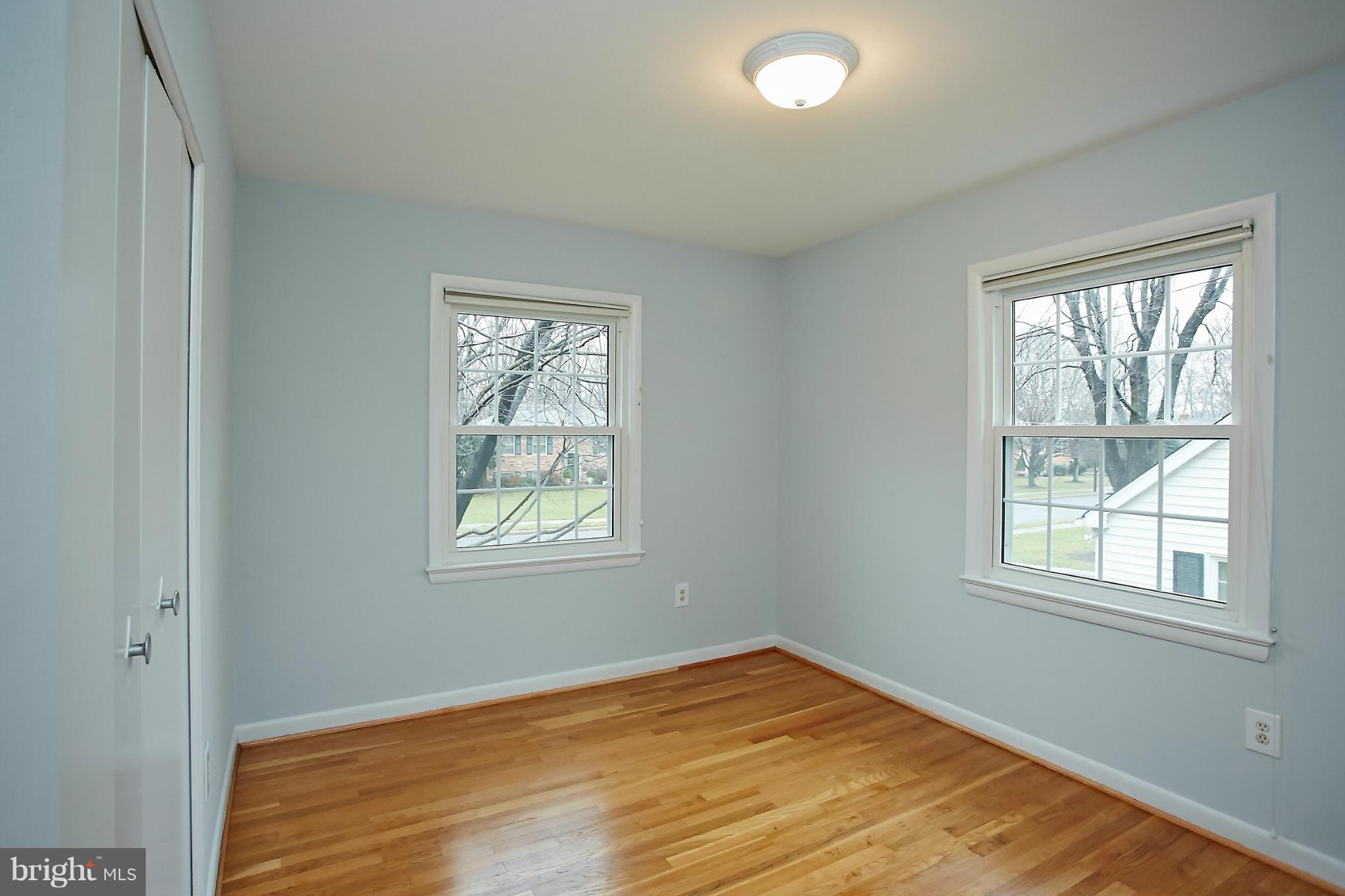 1933 Foxhall Road McLean, VA 22101 - Photo 17 of 30 Bedroom
