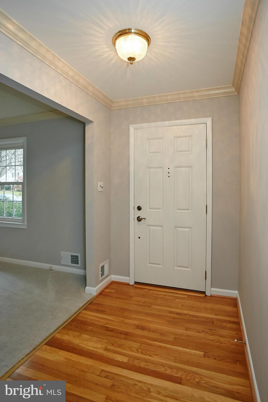 1933 Foxhall Road McLean, VA 22101 - Photo 3 of 30 Interior (General)