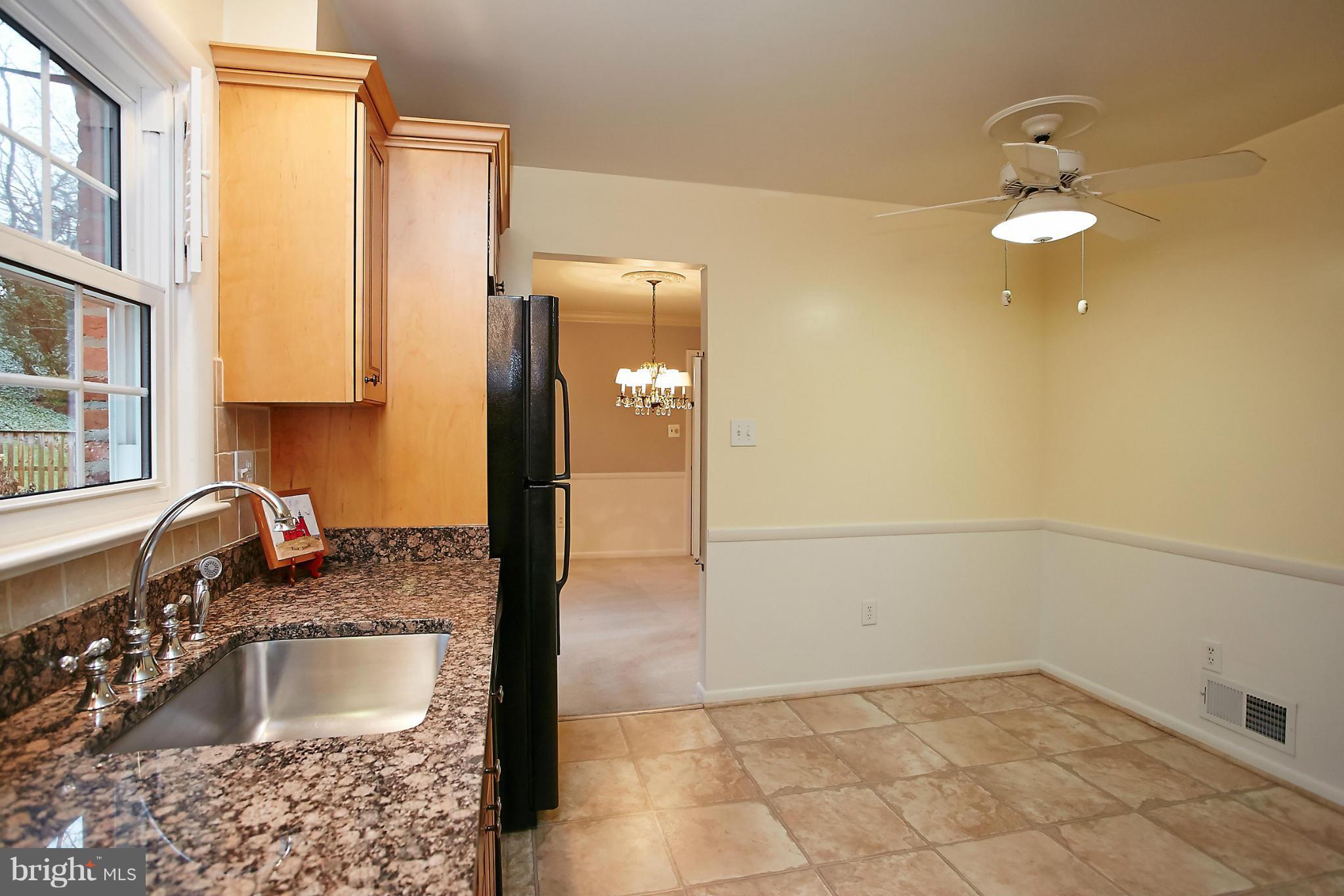1933 Foxhall Road McLean, VA 22101 - Photo 9 of 30 Kitchen