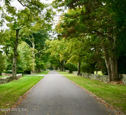 $35,000,000 | 10 Cliffdale Road, Greenwich, CT 06831