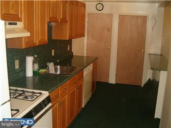 4324 Decatur Street Philadelphia, PA 19136 - Photo 7 of 12 Kitchen