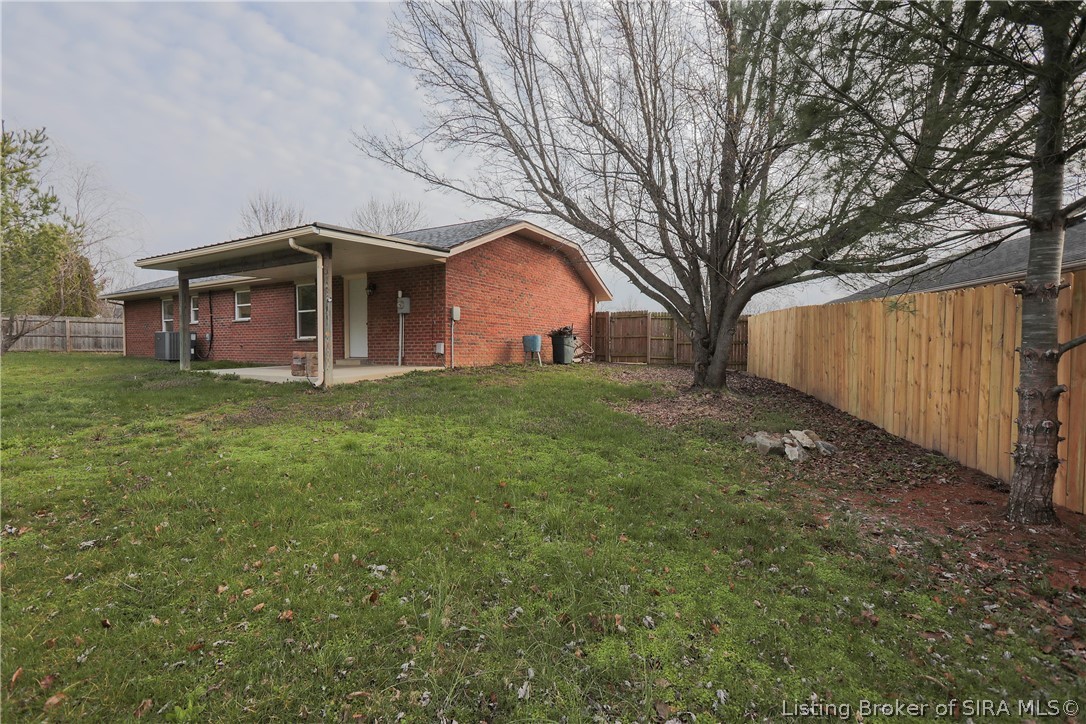 599 South Susan Way Pekin, IN 47165 - Photo 19 of 43