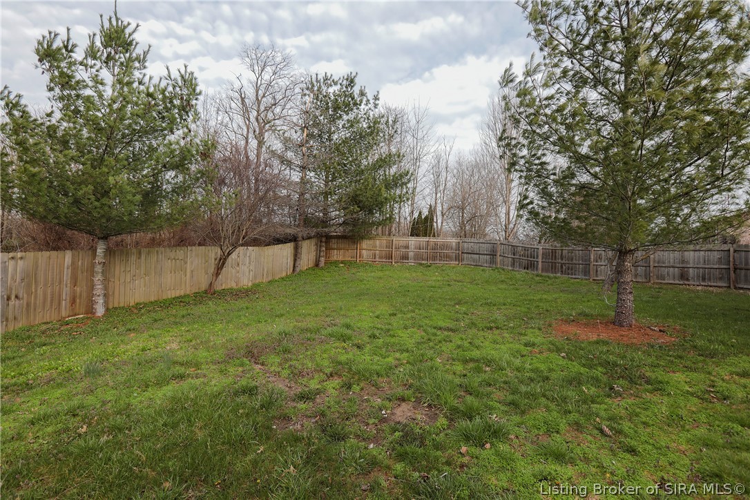 599 South Susan Way Pekin, IN 47165 - Photo 21 of 43