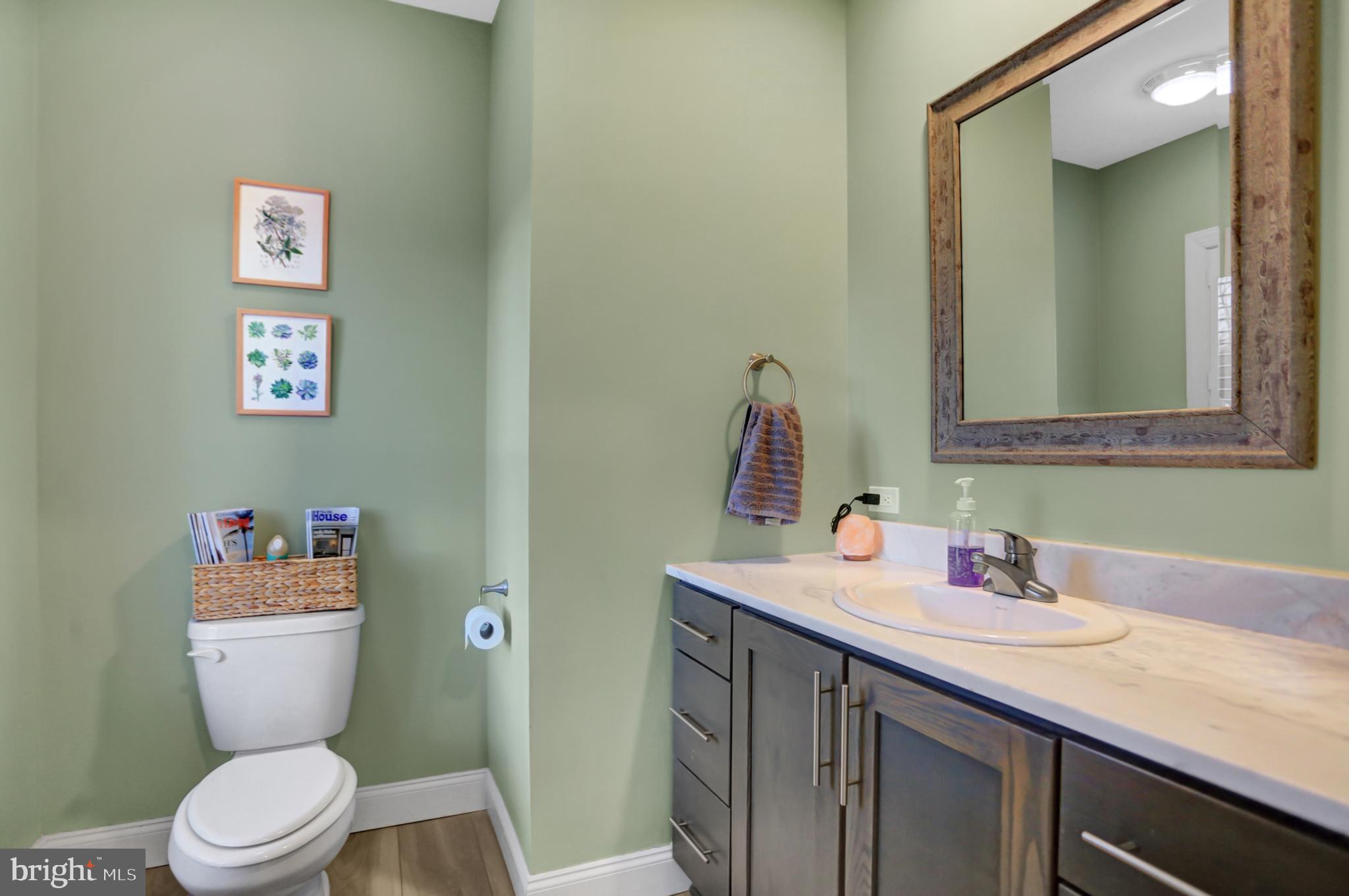 15008 Honodel Road Waynesboro, PA 17268 - Photo 40 of 54 Main level powder room