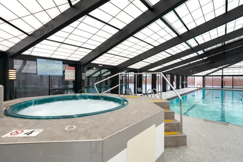 $185,000 | 5415 North Sheridan Road, Unit 4010, Chicago, IL 60640