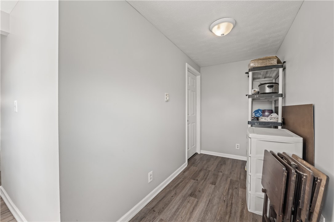 1310 Penfield Center Road Penfield, NY 14526 - Photo 23 of 29