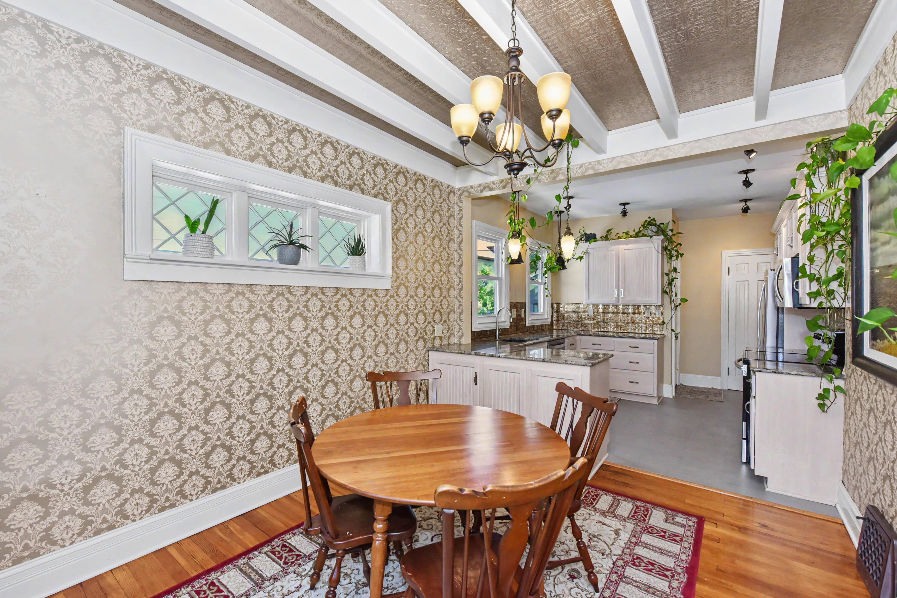 1213 College Avenue Racine, WI 53403 - Photo 13 of 54 DSC_9416