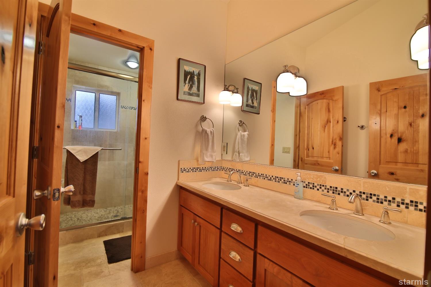 525 Pleasant Valley Road Markleeville, CA 96120 - Photo 13 of 25