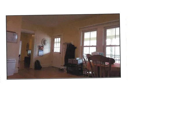 $1,900 | 16 Middle Street, Unit 2 UPSTAIRS, Keene, NH 03431