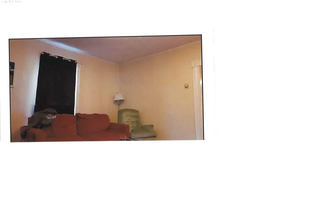 $1,900 | 16 Middle Street, Unit 2 UPSTAIRS, Keene, NH 03431