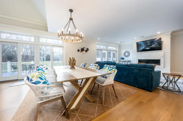 $1,950,000 | 67 Fire Station Road, Osterville, MA 02655