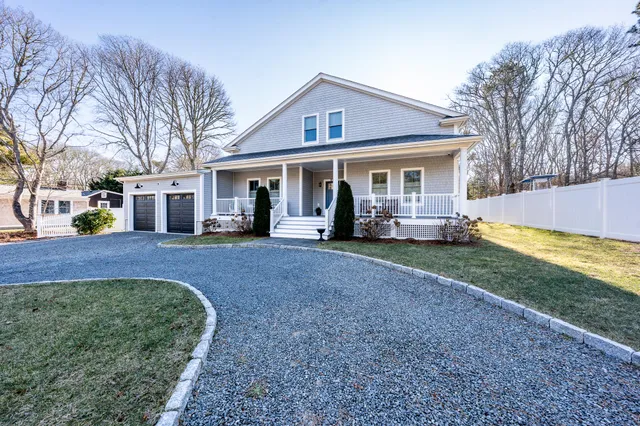 $1,950,000 | 67 Fire Station Road, Osterville, MA 02655