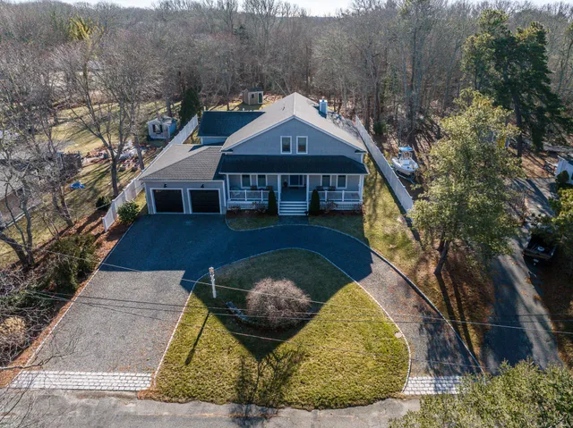 $1,950,000 | 67 Fire Station Road, Osterville, MA 02655