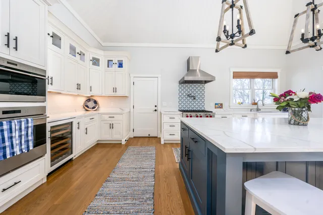 $1,950,000 | 67 Fire Station Road, Osterville, MA 02655