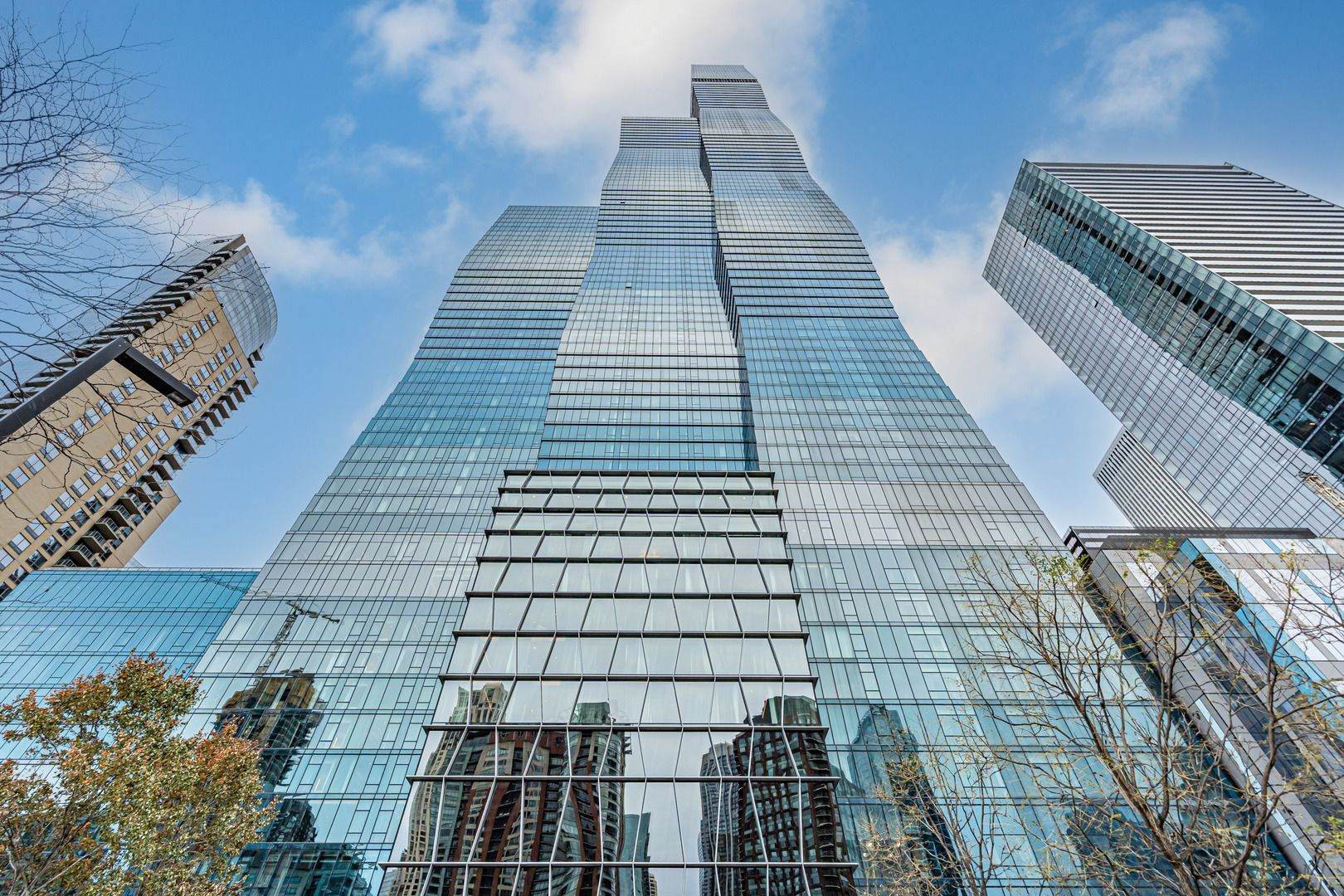 363 East Wacker Drive, Unit 1402 Chicago, IL 60601 - Photo 1 of 75 a view of a balcony