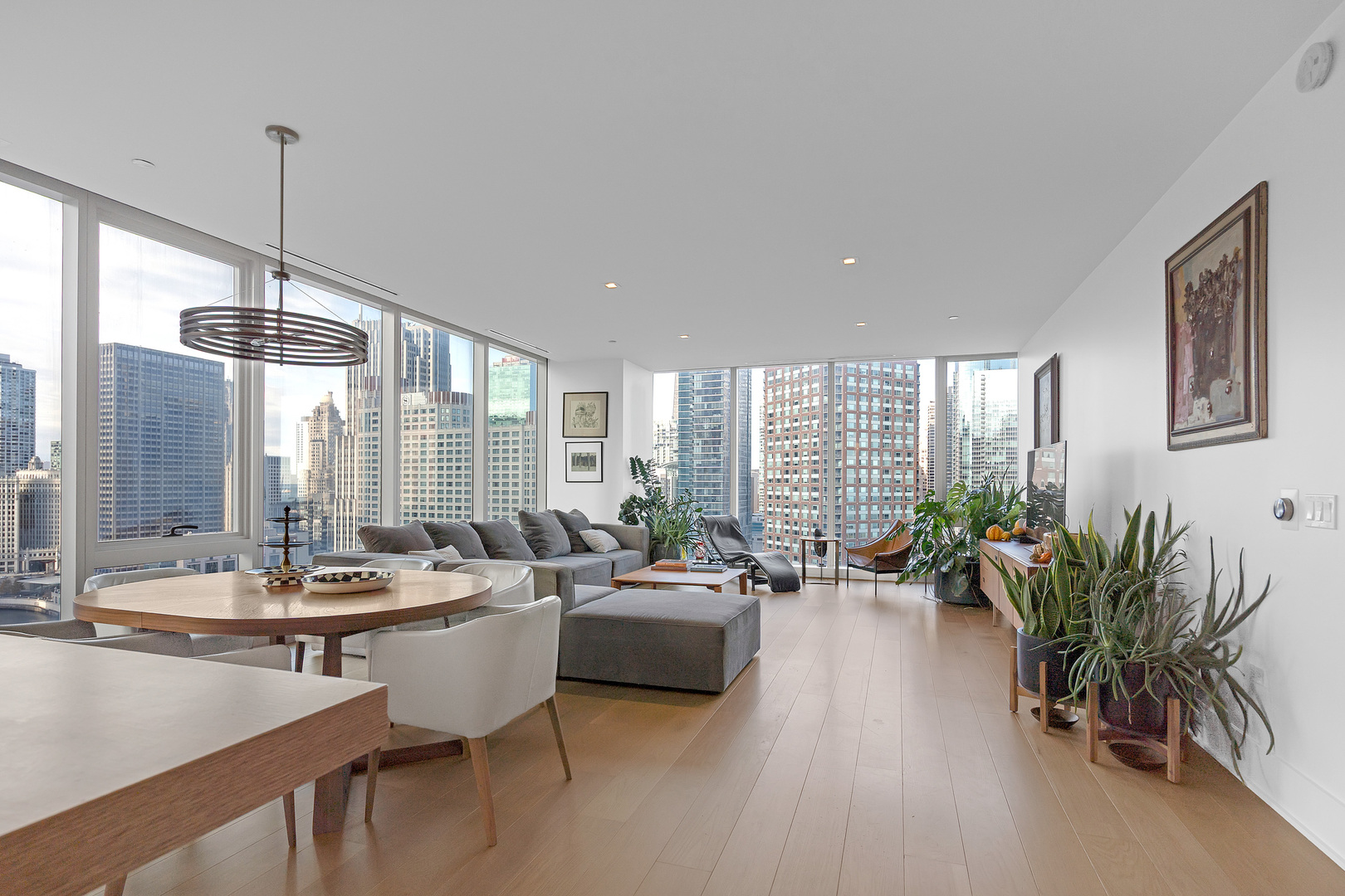 363 East Wacker Drive, Unit 1402 Chicago, IL 60601 - Photo 28 of 75 a living room with furniture and window