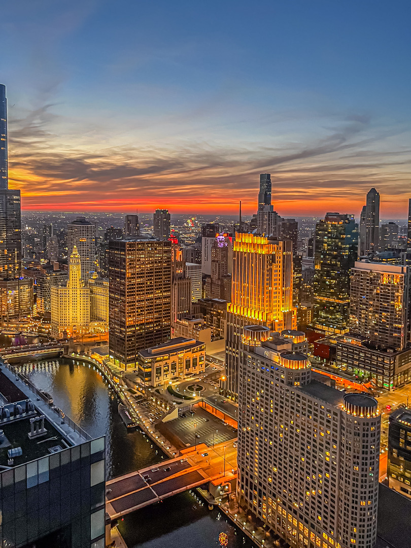 363 East Wacker Drive, Unit 1402 Chicago, IL 60601 - Photo 39 of 75 a view of a balcony with city view