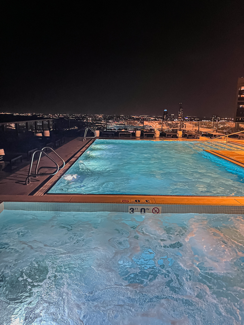 363 East Wacker Drive, Unit 1402 Chicago, IL 60601 - Photo 41 of 75