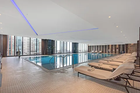 $1,899,000 | 363 East Wacker Drive, Unit 1402, Chicago, IL 60601