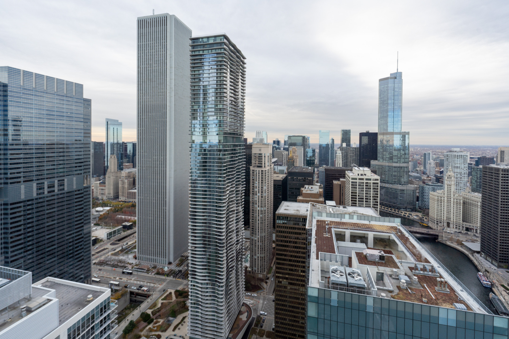 363 East Wacker Drive, Unit 1402 Chicago, IL 60601 - Photo 72 of 75