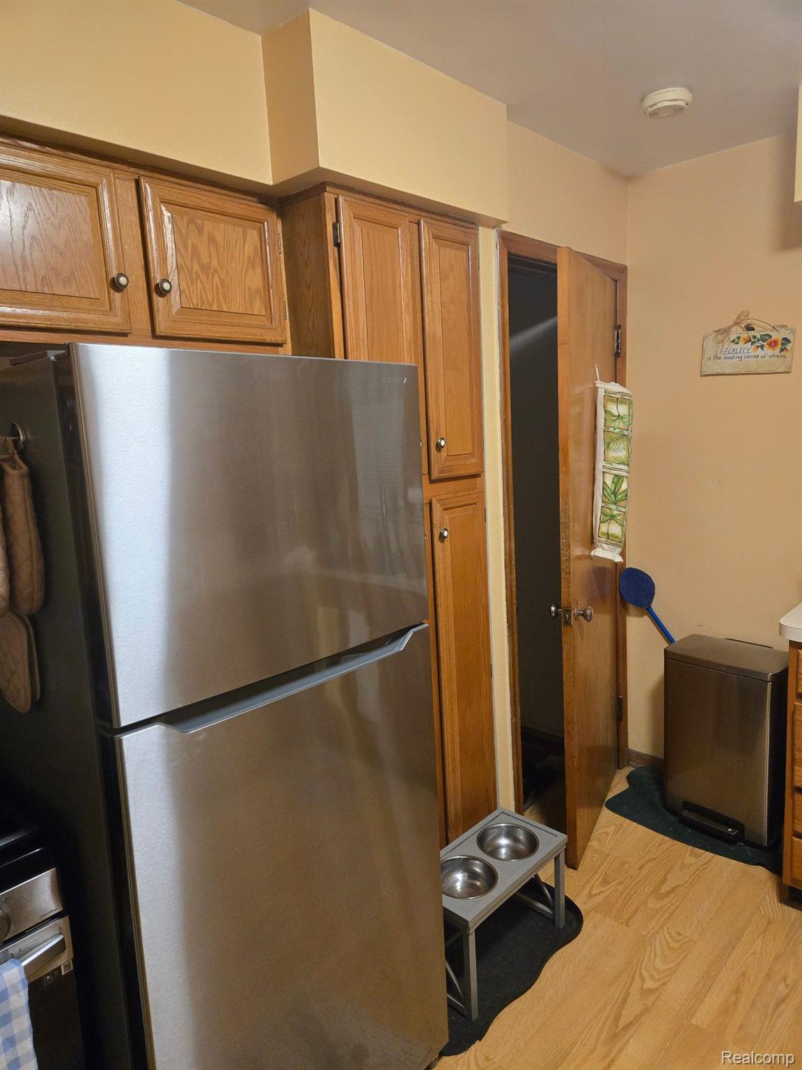 6437 Pelham Road Allen Park, MI 48101 - Photo 15 of 20 Gallery Image 15