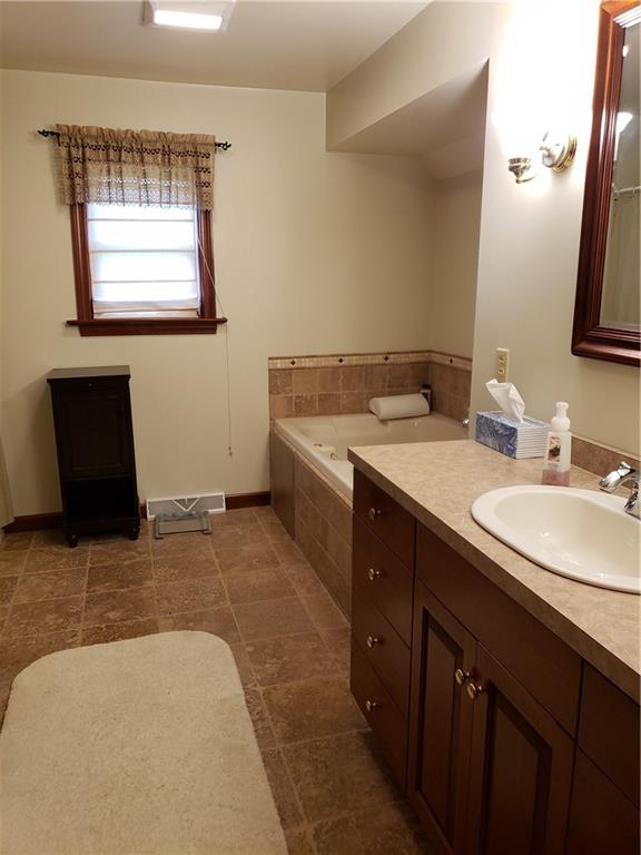 542 Stoneboro Road Grove City, PA 16127 - Photo 15 of 17