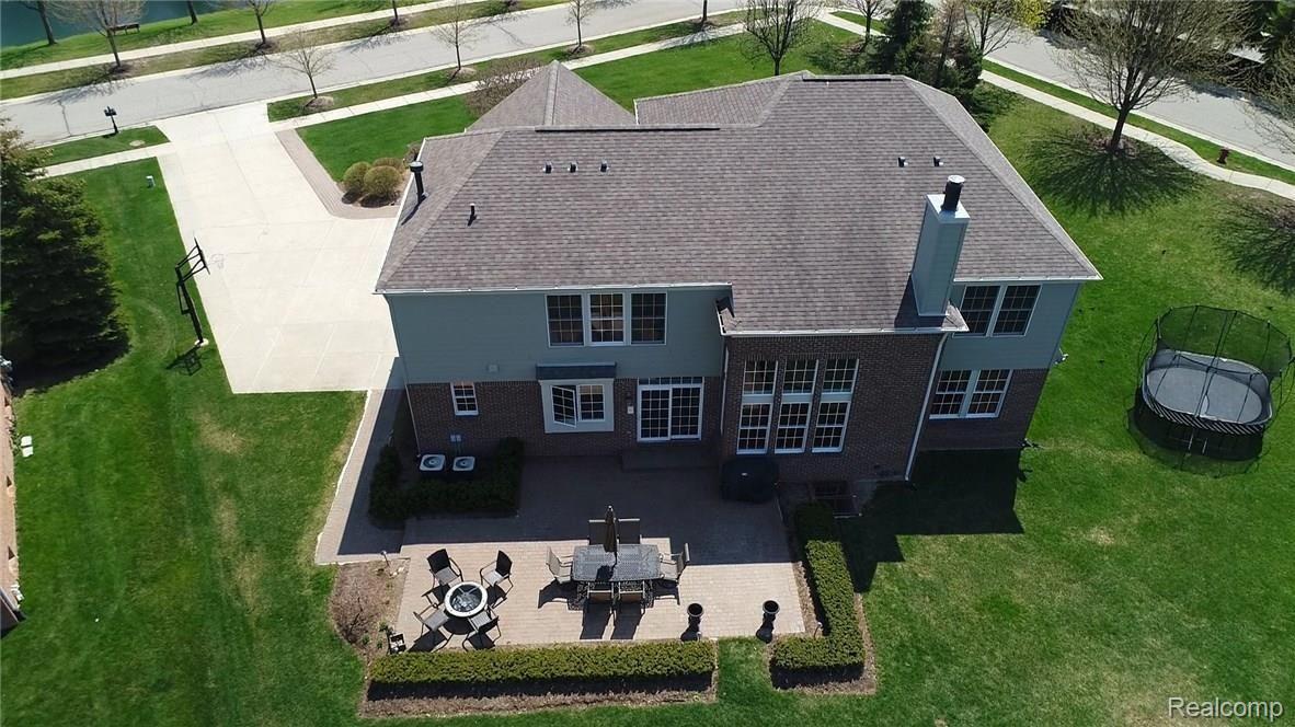 2287 Andover Boulevard Rochester, MI 48306 - Photo 39 of 40 DJI_0011-1.jpg