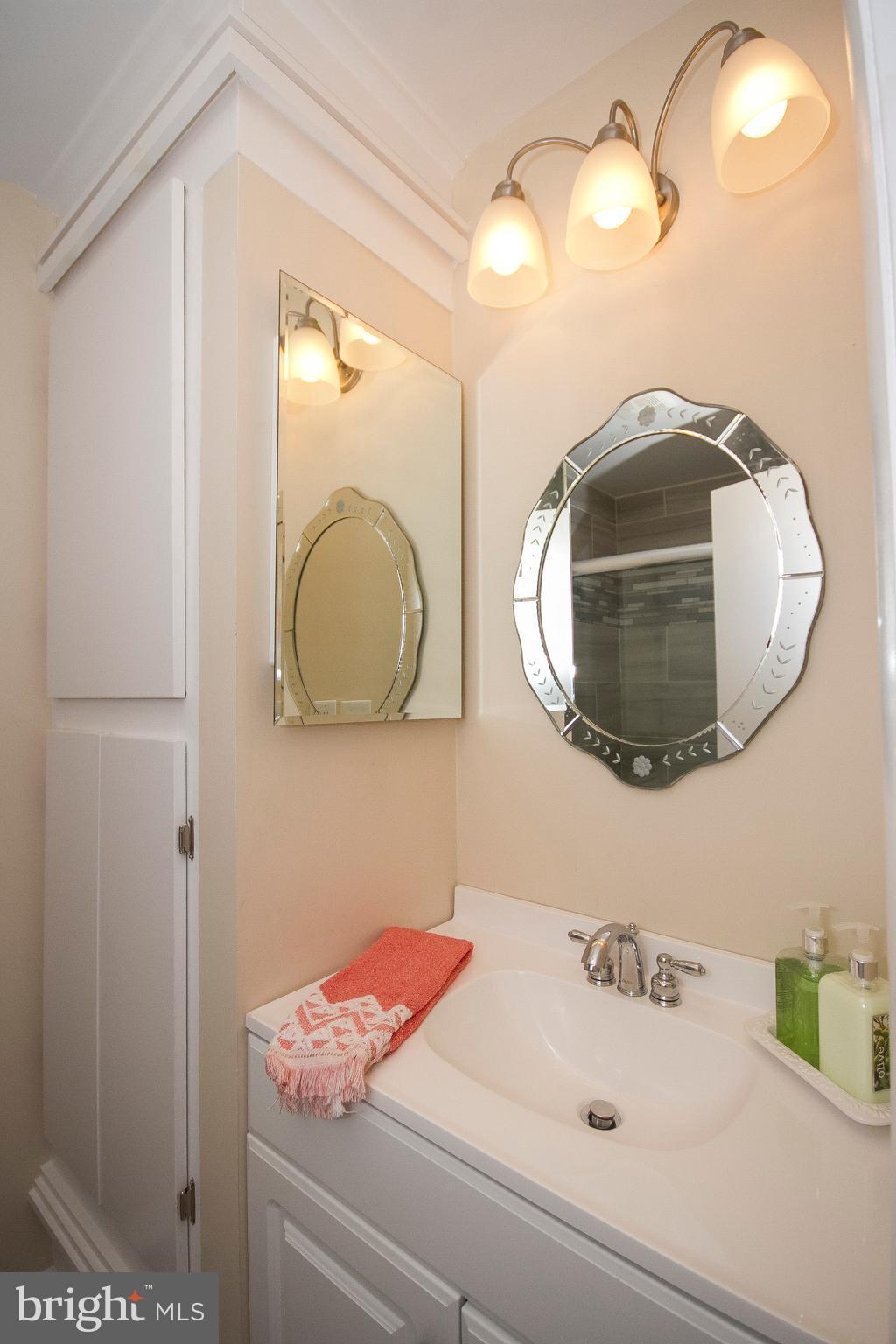 4609 Vicky Road Baltimore, MD 21236 - Photo 15 of 23 Bath (Master)