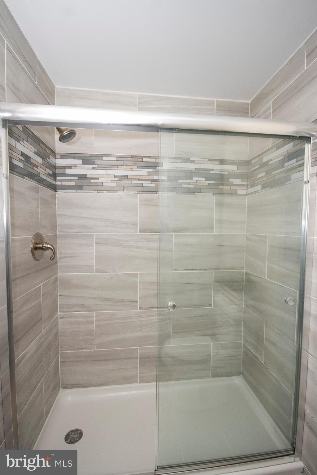 4609 Vicky Road Baltimore, MD 21236 - Photo 16 of 23 Bath (Master)