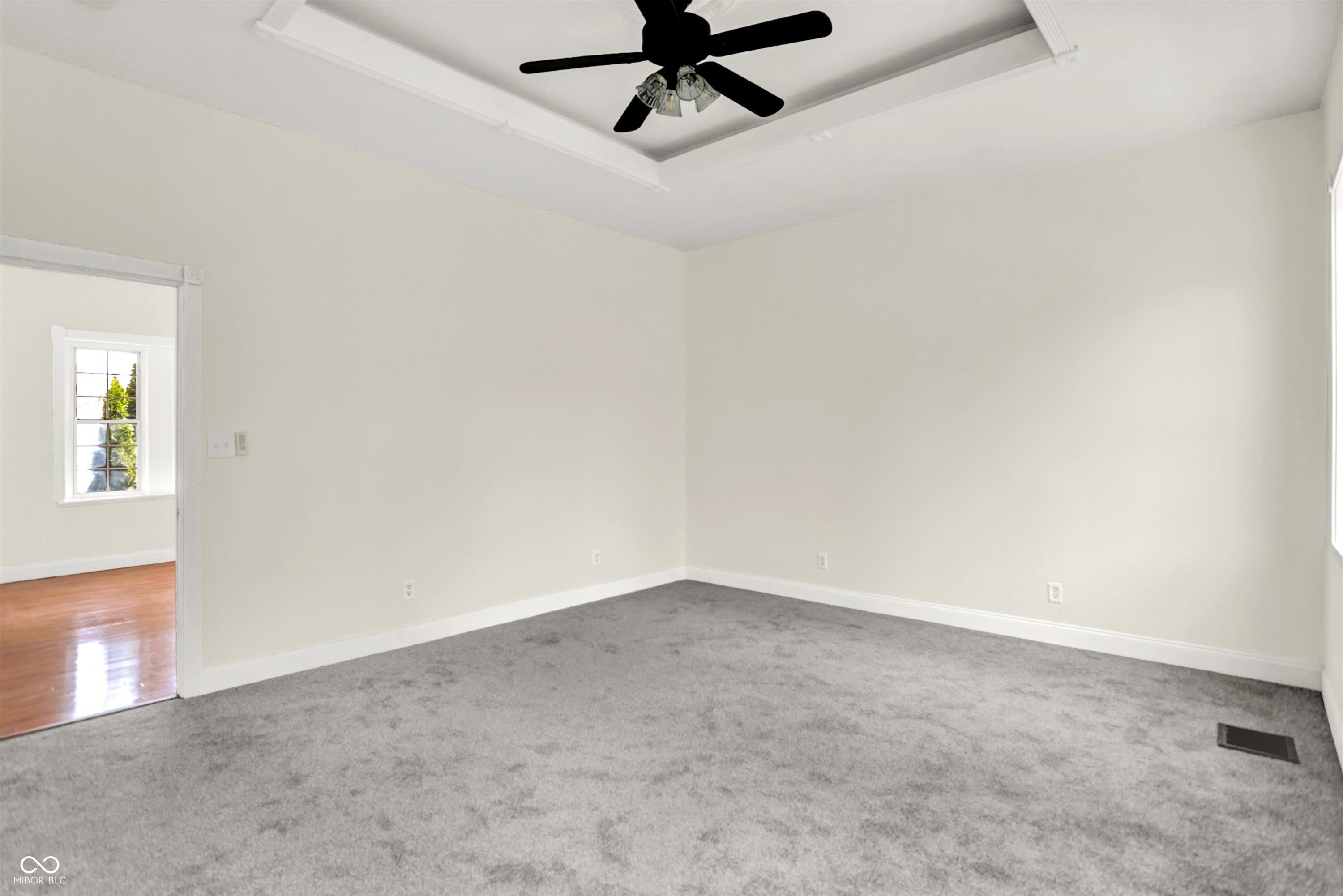601 East Thompson Street Edinburgh, IN 46124 - Photo 31 of 51