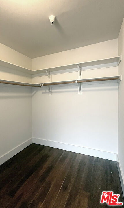 460 South Spring Street, Unit 1211 Los Angeles, CA 90013 - Photo 16 of 26 a view of an empty walk in closet