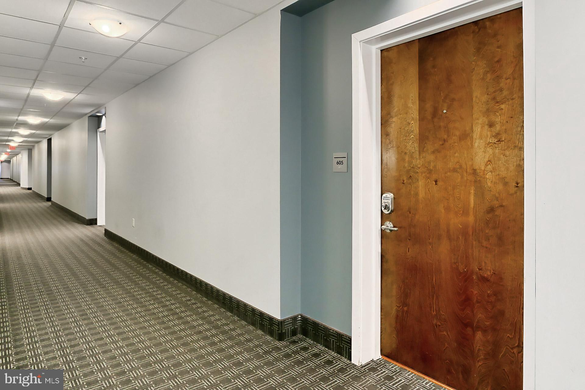 6301 Edsall Road, Unit 605 Alexandria, VA 22312 - Photo 8 of 36 Let's go inside!